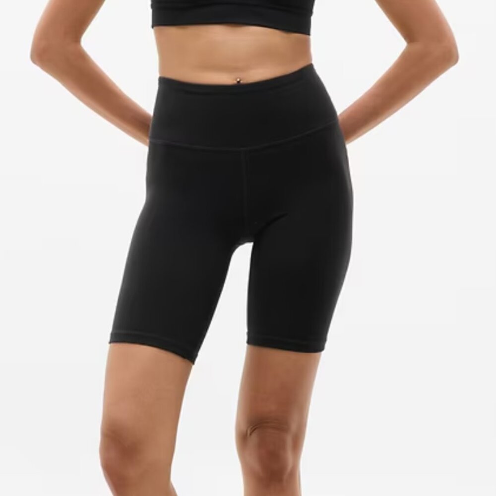 Athleta Elation Ultra High Rise 7"‎ Short